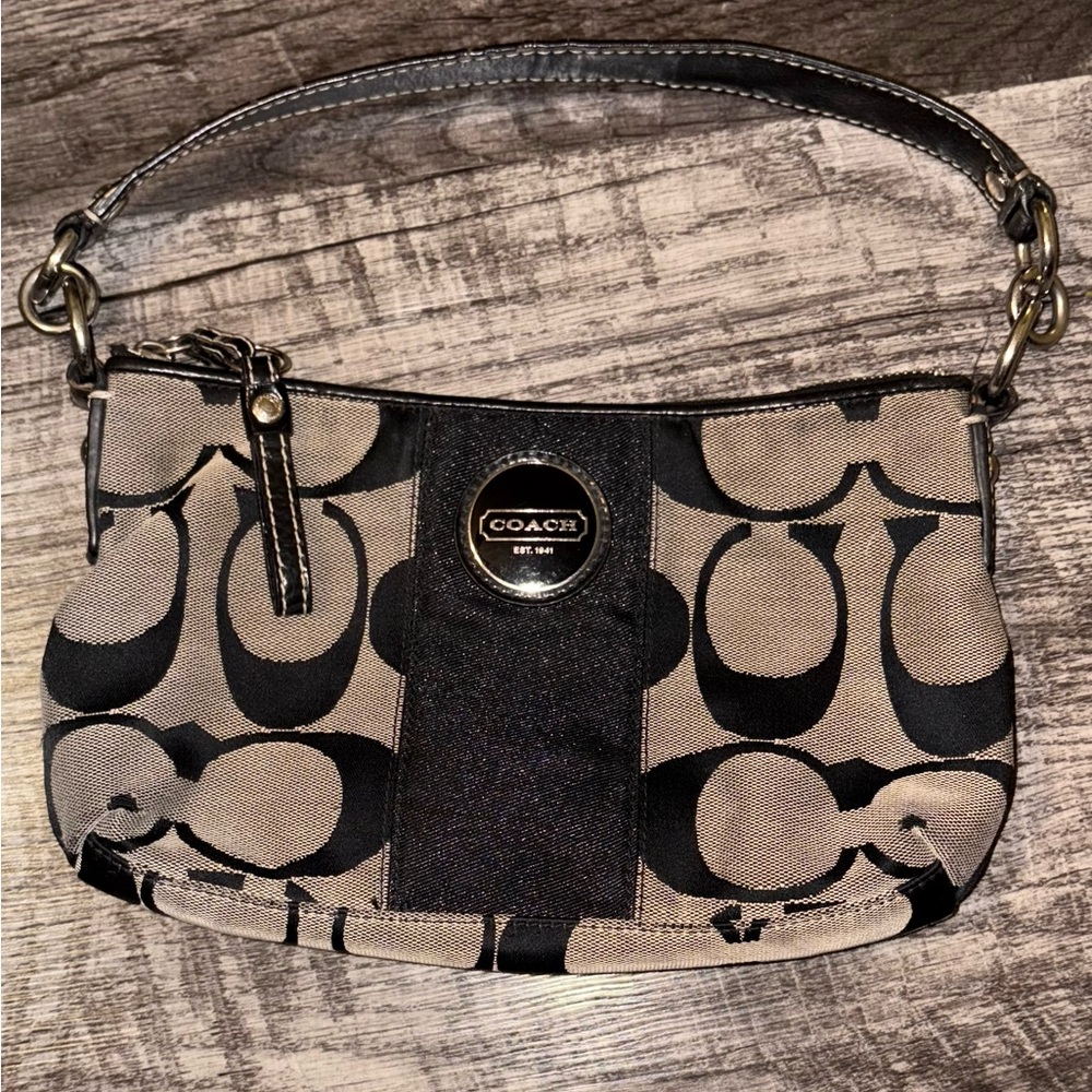 Coach Black and Light kaki Monogram Shoulder Bag